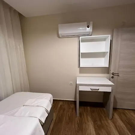 Merkezi, Sik, Denize 3 Km Kueltuer Kafeler Cad. 2 Dk '13' Antalya Exterior foto