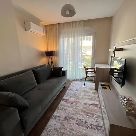 Merkezi, Sik, Denize 3 Km Kueltuer Kafeler Cad. 2 Dk '13' Antalya Exterior foto